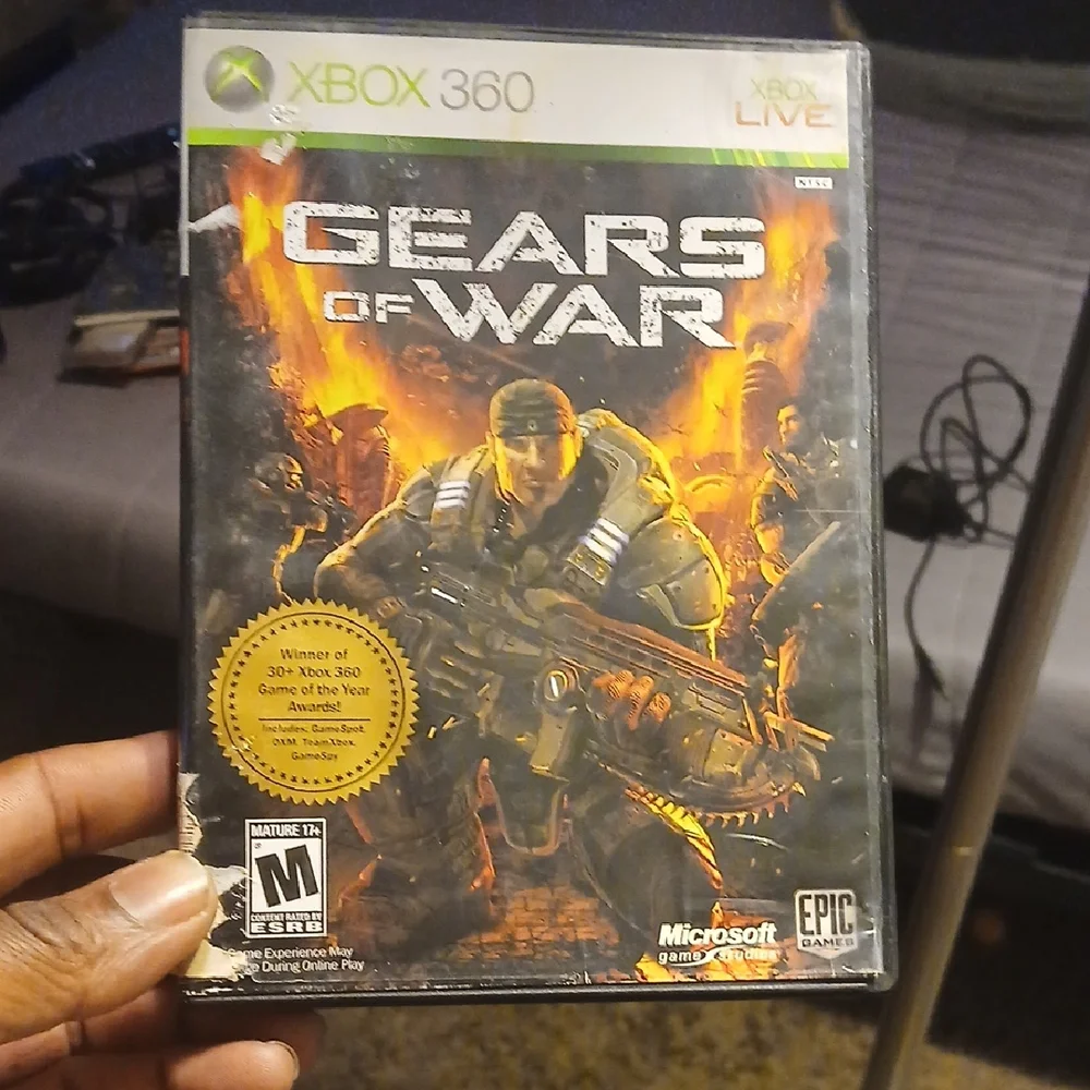 Microsoft Gears of War for Xbox 360 - Black and Orange